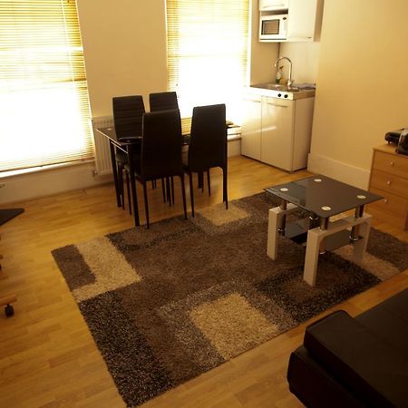 Mayfair Flat Apartment London Bilik gambar