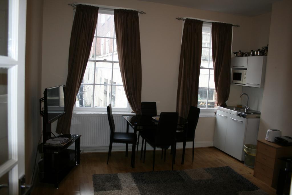 Mayfair Flat Apartment London Bilik gambar